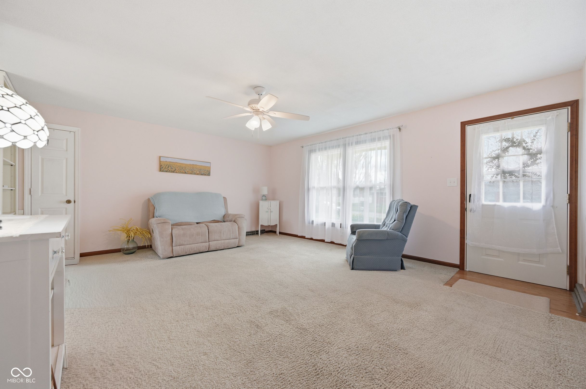 10 Estate Street Anderson, IN 46013 - Photo 2 of 19