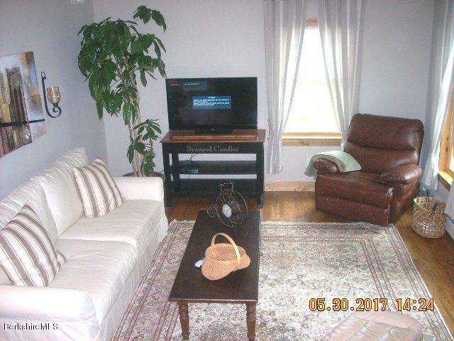 88 Valentine Road Pittsfield, MA 01201 - Photo 14 of 40 living2