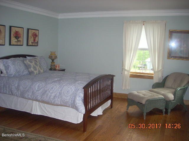 88 Valentine Road Pittsfield, MA 01201 - Photo 20 of 40 master1