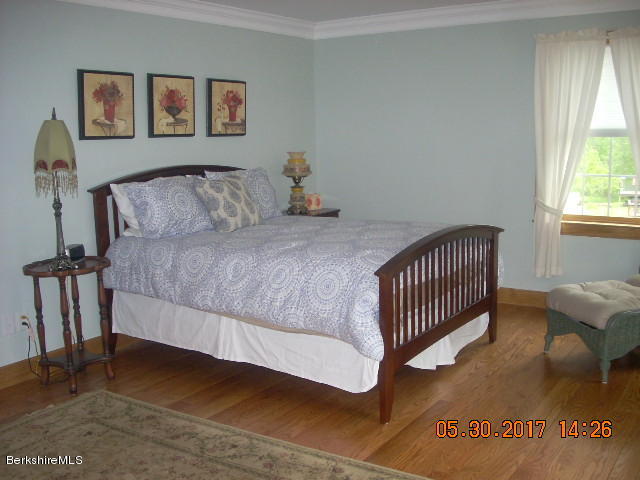 88 Valentine Road Pittsfield, MA 01201 - Photo 21 of 40 master2