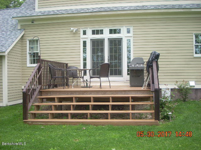 88 Valentine Road Pittsfield, MA 01201 - Photo 33 of 40 deck2