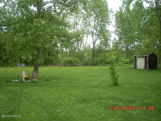 88 Valentine Road Pittsfield, MA 01201 - Photo 37 of 40 yard1