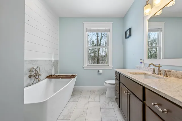 $675,000 | 11936 108th Avenue, Grand Haven, MI 49417