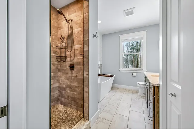 $675,000 | 11936 108th Avenue, Grand Haven, MI 49417