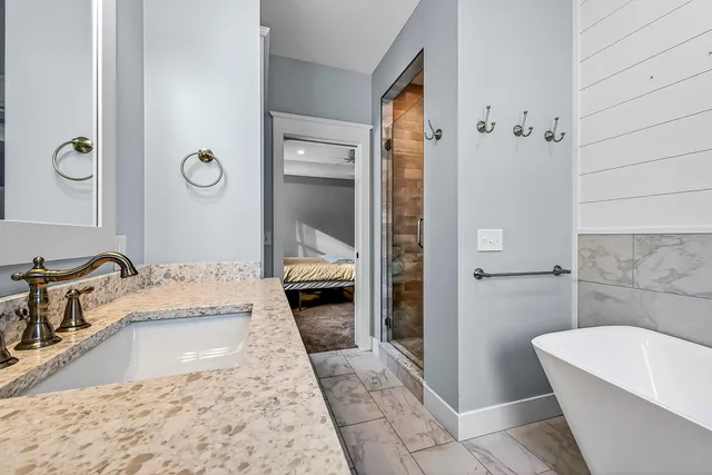 $675,000 | 11936 108th Avenue, Grand Haven, MI 49417