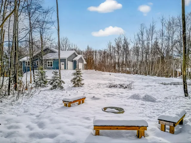 $675,000 | 11936 108th Avenue, Grand Haven, MI 49417