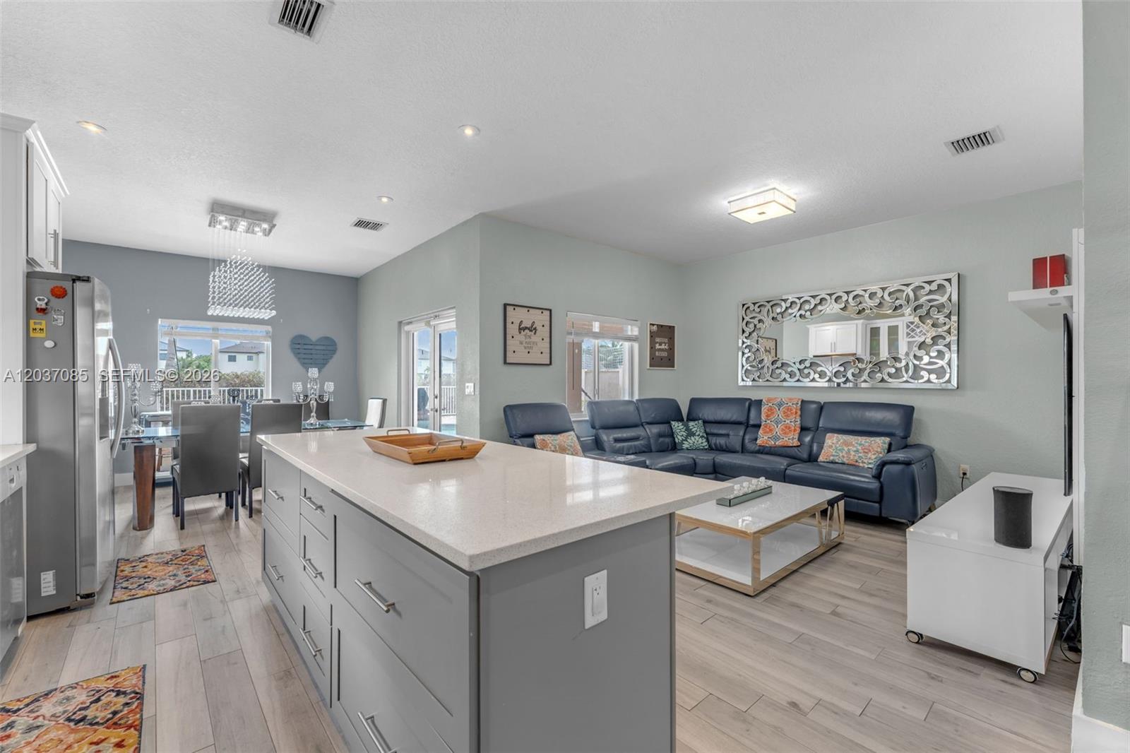 4449 Southwest 164th Path Miami, FL 33185 - Photo 6 of 40