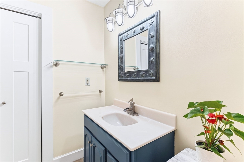 138 County Road Falmouth, MA 02556 - Photo 17 of 32