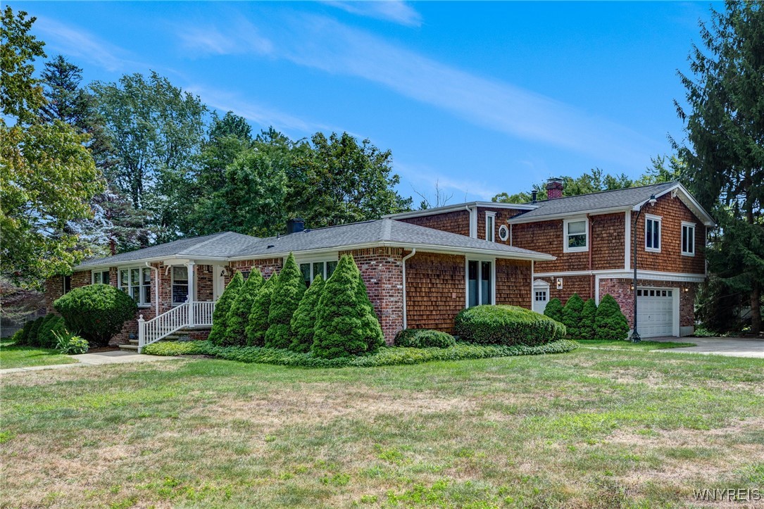 8165 Miles Road Clarence, NY 14051 - Photo 1 of 1 Looking for space...2982
square feet 5 Bedrooms 5