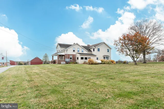 $1,399,900 | 3989 Kump Station Road, Taneytown, MD 21787