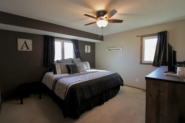 $325,000 | 1209 63rd Avenue North, Moorhead, MN 56560