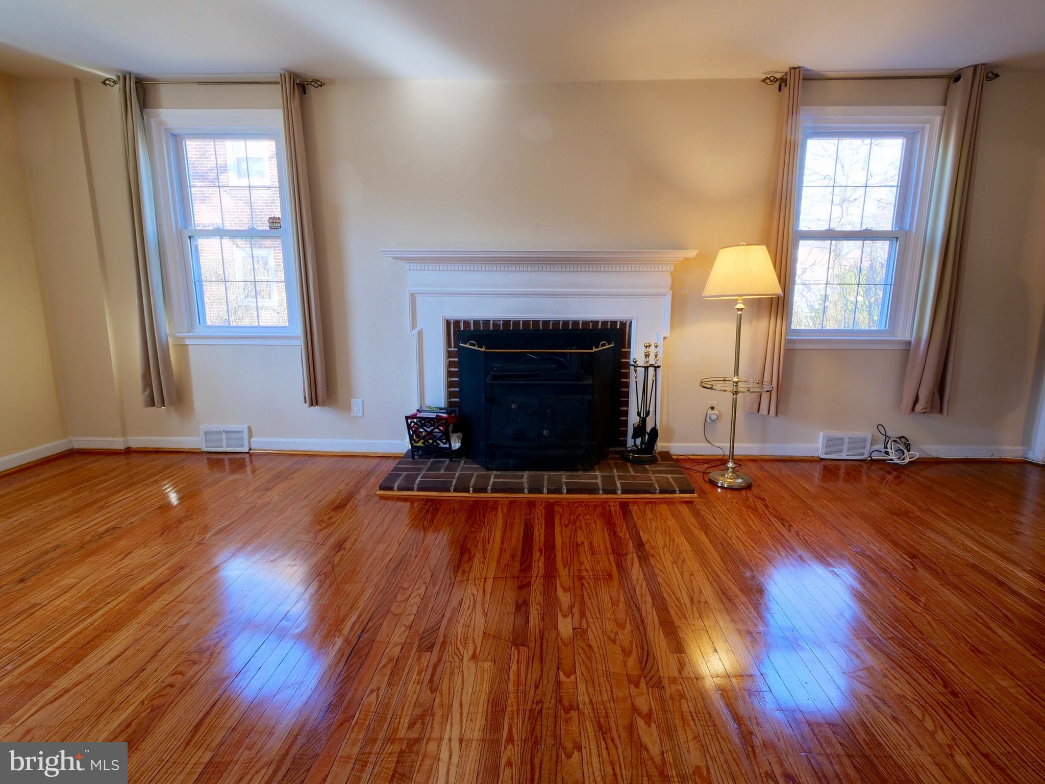 625 Haverford Road Ardmore, PA 19003 - Photo 31 of 51 living room