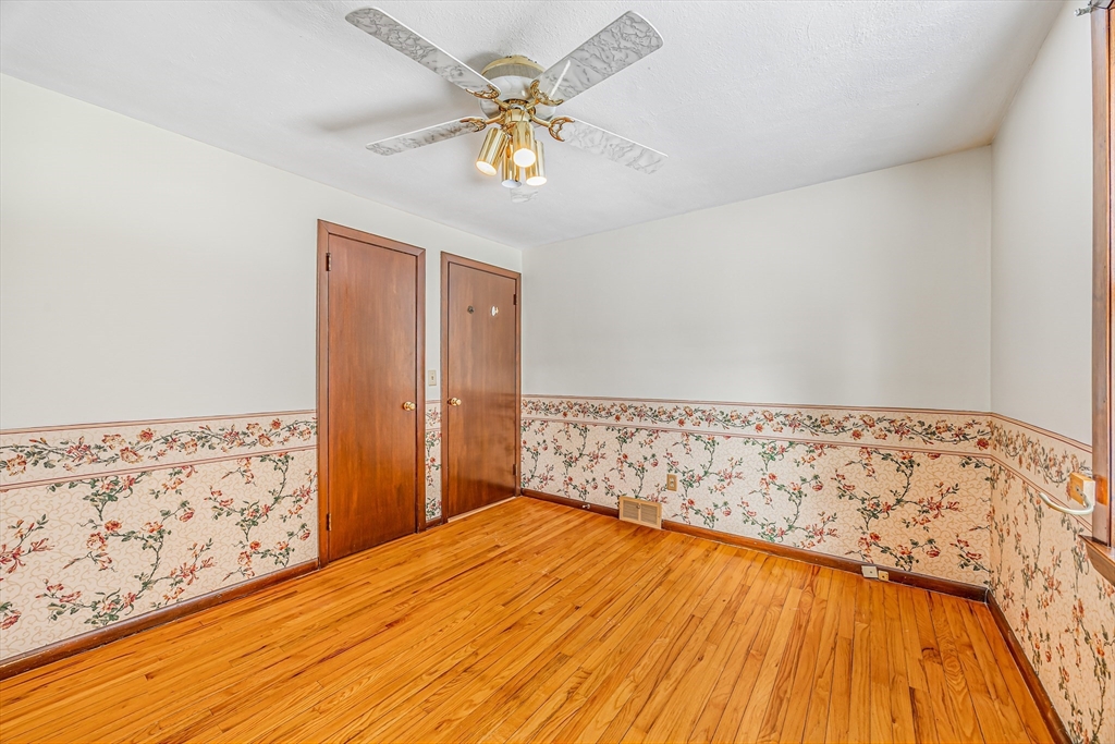 35 Silvin Road Chicopee, MA 01013 - Photo 15 of 25