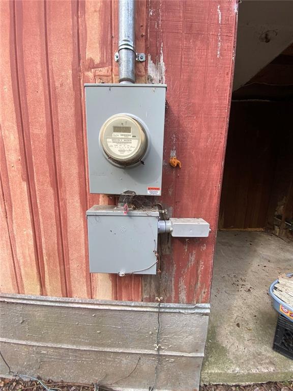 320 Old Perry Road Marshallville, GA 31057 - Photo 20 of 70 a view of a door and chair