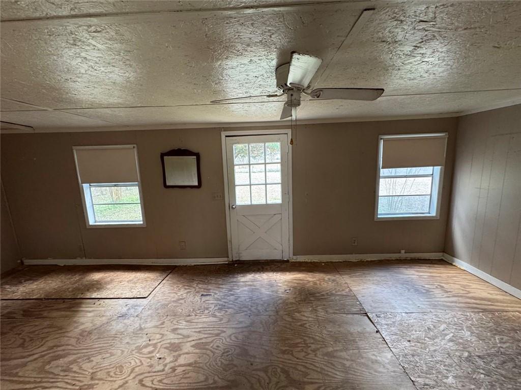 320 Old Perry Road Marshallville, GA 31057 - Photo 63 of 70 an empty room with windows