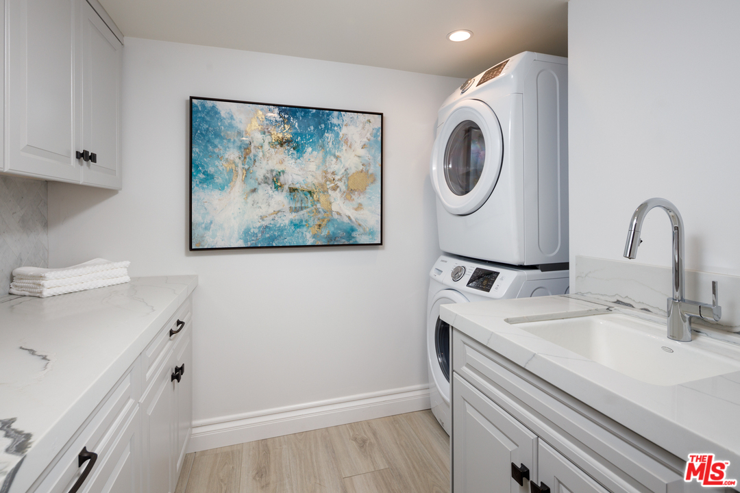 16230 Quemada Road Encino, CA 91436 - Photo 22 of 29 Gallery Image 22