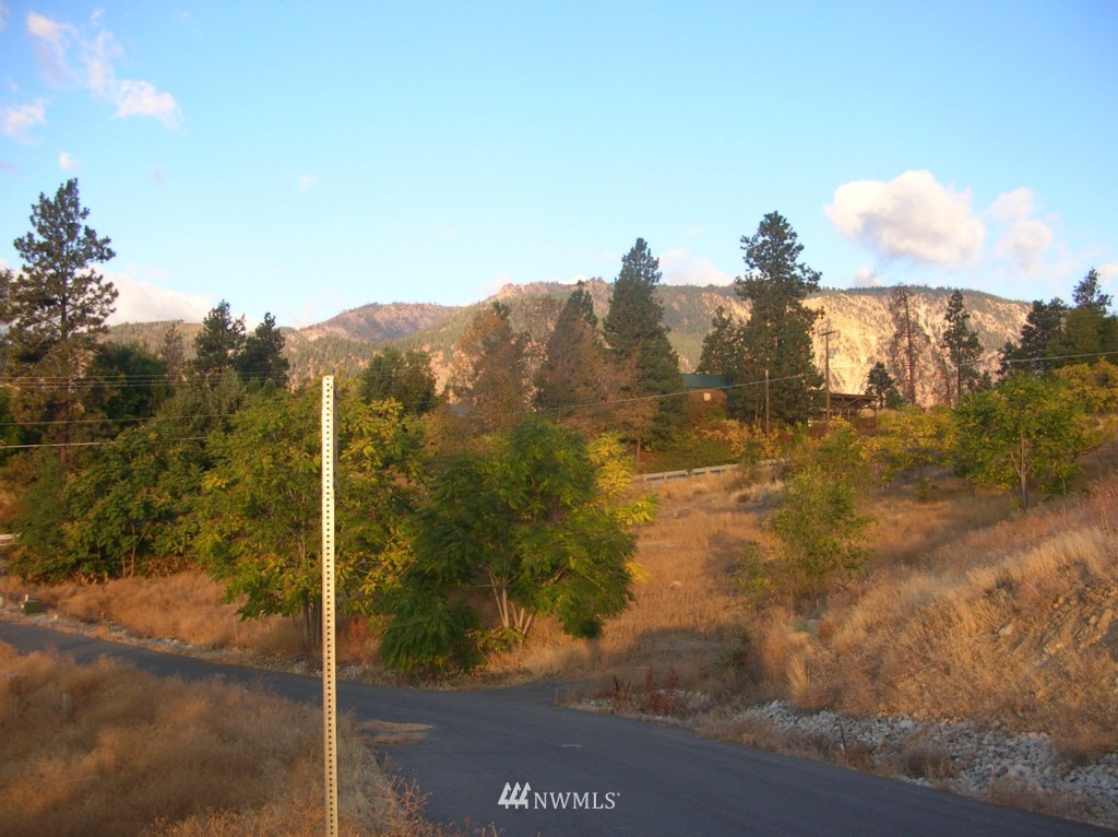 22 Capri Road Manson, WA 98831 - Photo 3 of 14 Gallery Image 3