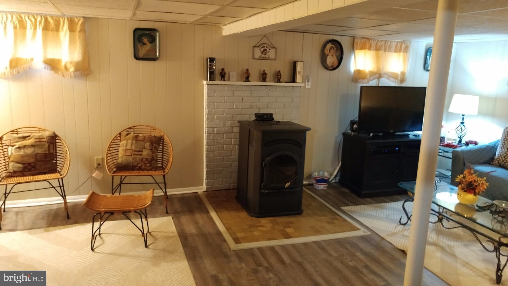 14 Chandelle Road Baltimore, MD 21220 - Photo 21 of 30 Family Room