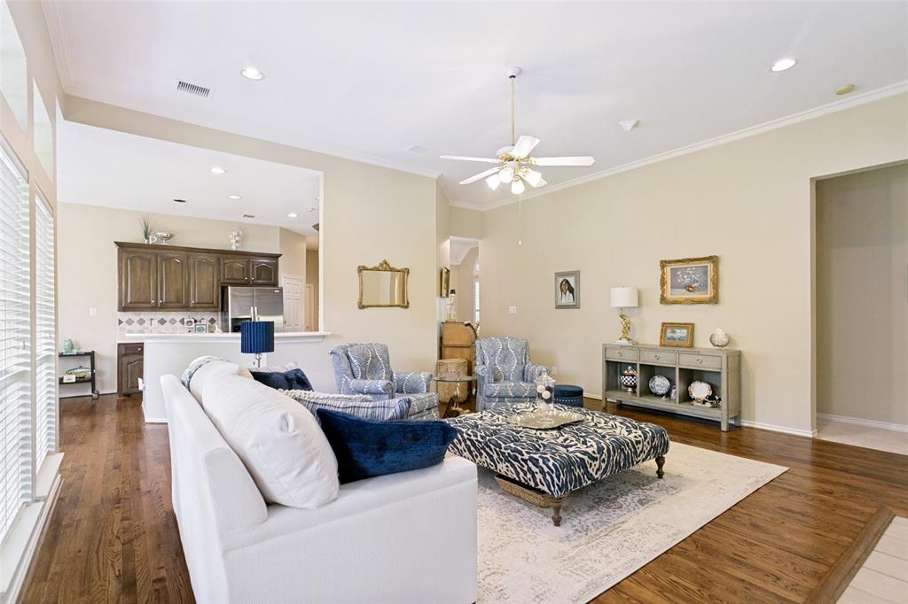 3404 Mapleleaf Lane Richardson, TX 75082 - Photo 8 of 25
