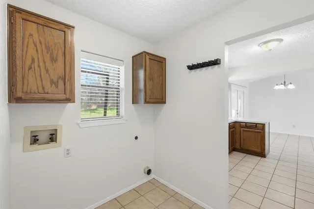 $2,106 | 513 Mack Drive, Euless, TX 76039