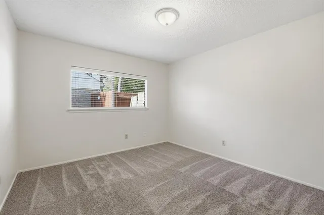 $2,106 | 513 Mack Drive, Euless, TX 76039