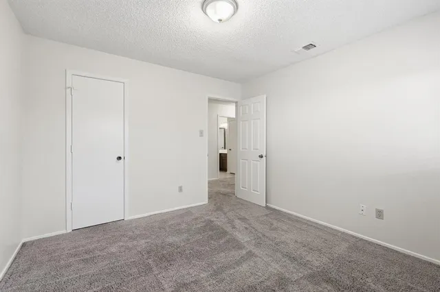 $2,106 | 513 Mack Drive, Euless, TX 76039