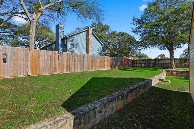 $2,106 | 513 Mack Drive, Euless, TX 76039