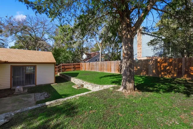 $2,106 | 513 Mack Drive, Euless, TX 76039