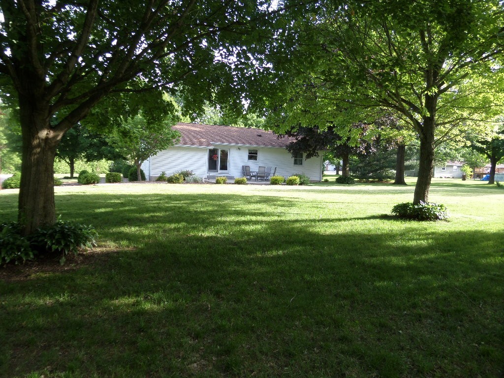 7935-e 225n County Road Charleston, IL 61920 - Photo 2 of 34