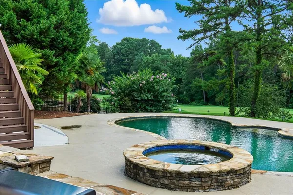 $860,000 | 3925 Greenside Court, Dacula, GA 30019