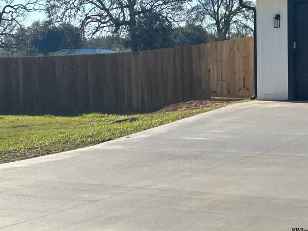 $315,000 | 203 Pr 44500 Henderson Tx 75654, Henderson, TX 75654