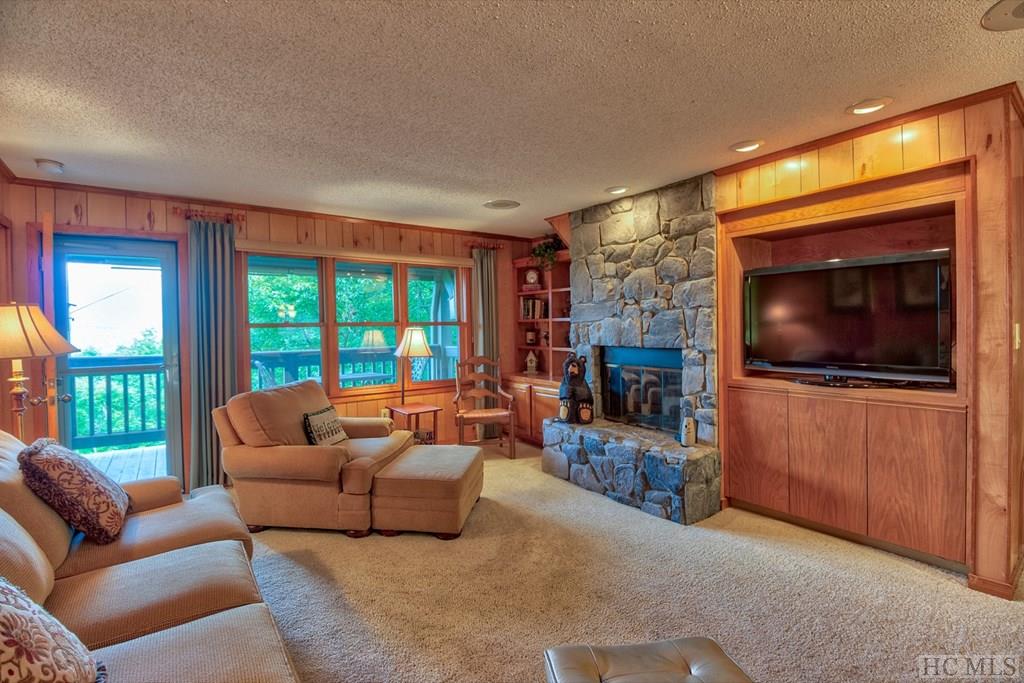 142 Eagle Ridge Road, Unit 2305 Sapphire, NC 28774 - Photo 6 of 44 Gallery Image 6
