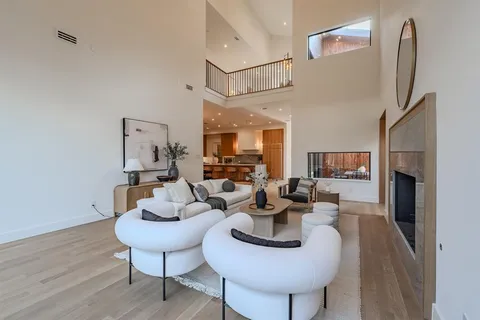 $1,899,000 | 7319 Casa Loma Avenue, Dallas, TX 75214