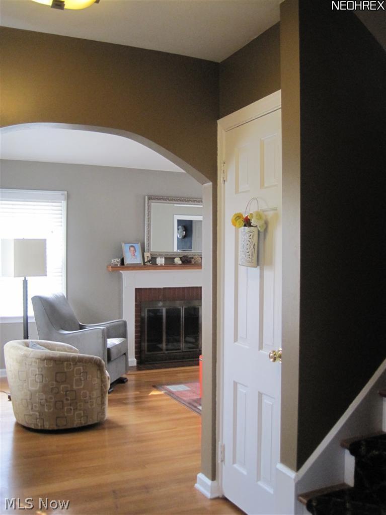 2131 Stabler Road Akron, OH 44313 - Photo 3 of 25