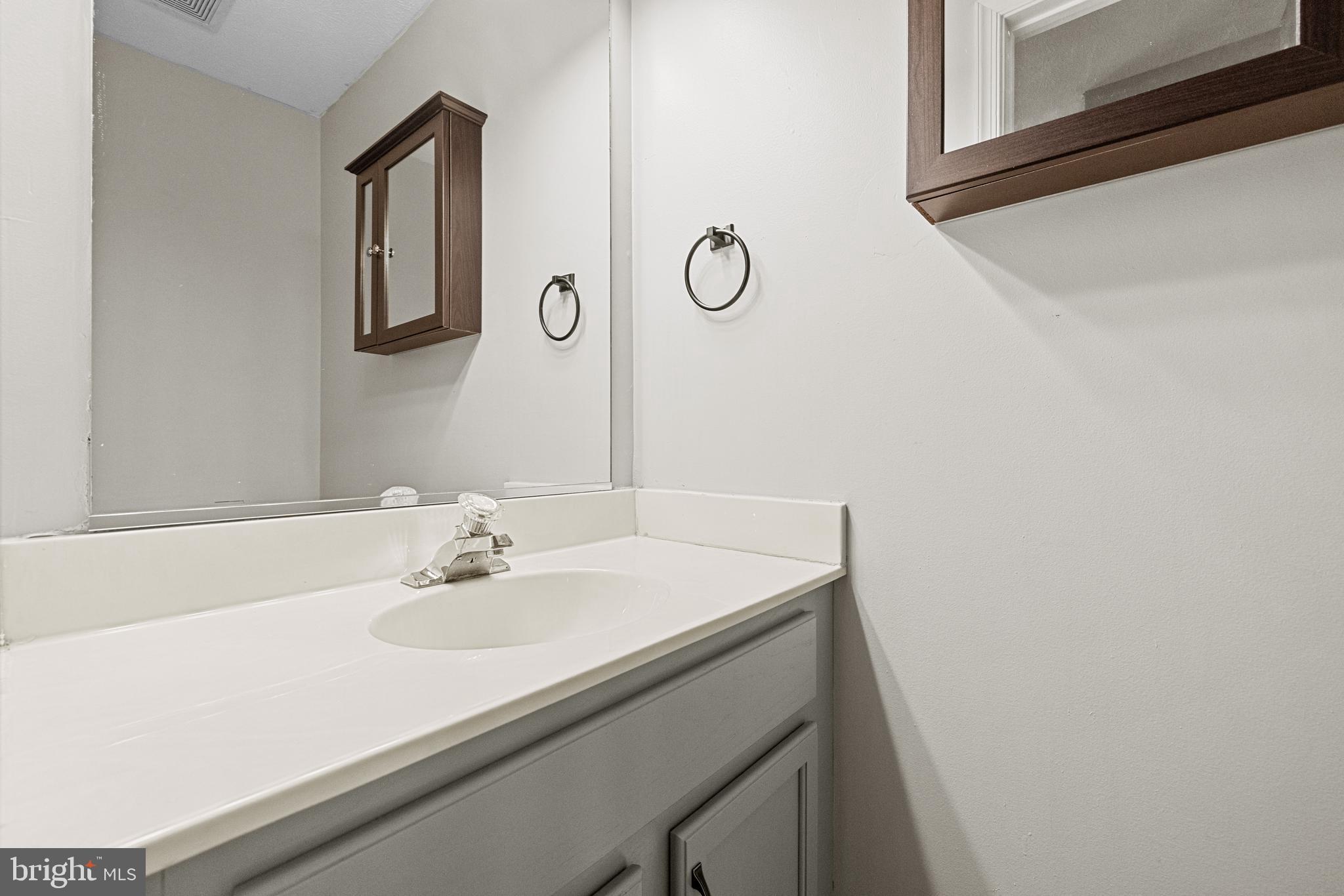 505 Ridgefield Avenue Stephens City, VA 22655 - Photo 12 of 30