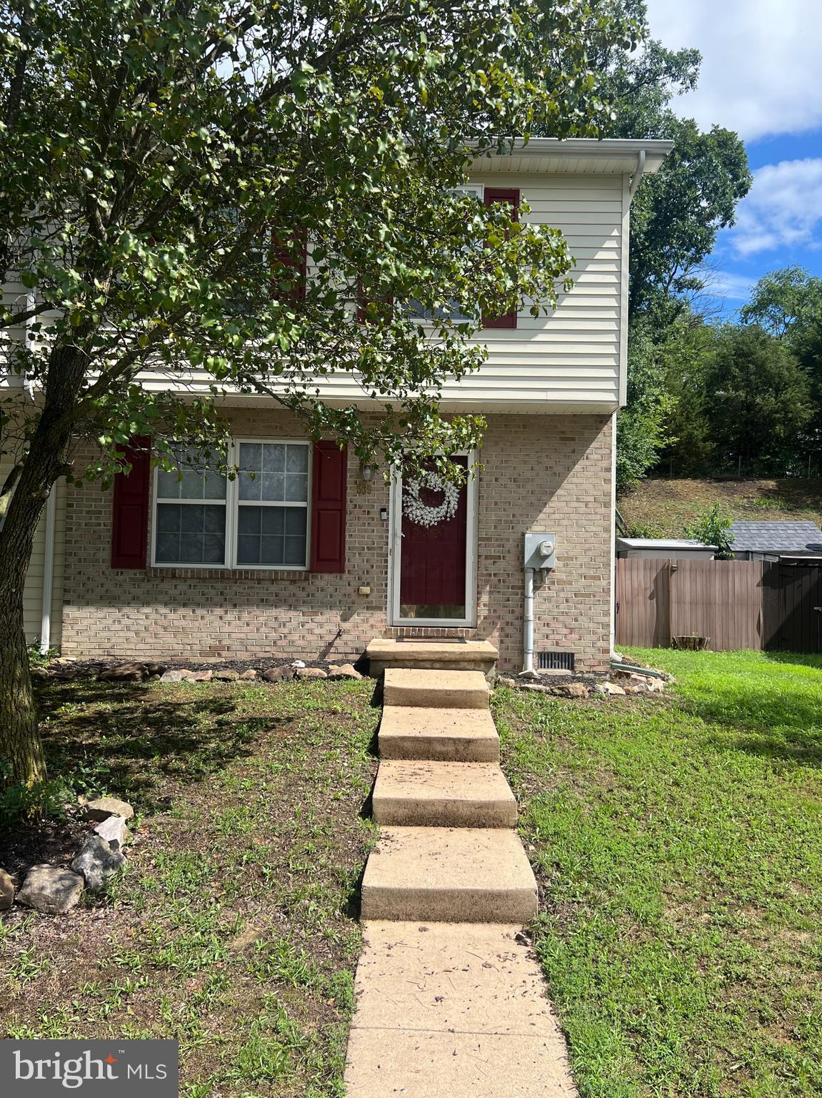 505 Ridgefield Avenue Stephens City, VA 22655 - Photo 2 of 30 Welcome Home!