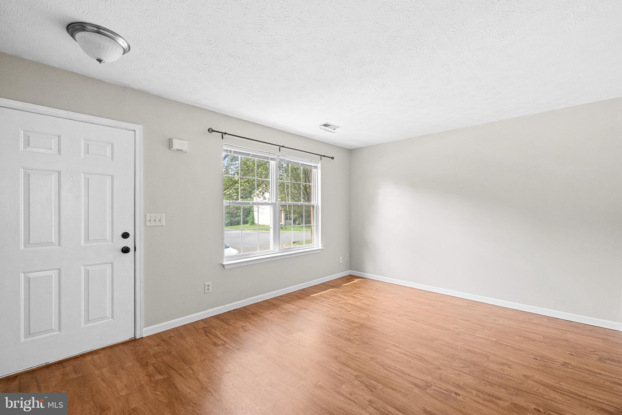 505 Ridgefield Avenue Stephens City, VA 22655 - Photo 6 of 30