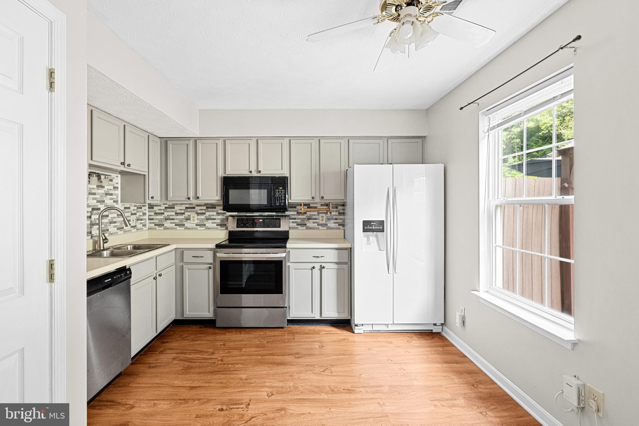 505 Ridgefield Avenue Stephens City, VA 22655 - Photo 9 of 30