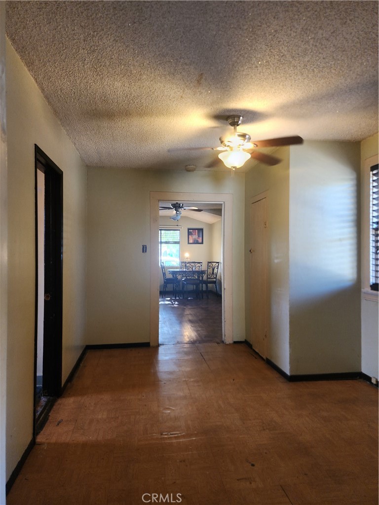 618 South McBride Avenue Los Angeles, CA 90022 - Photo 11 of 16