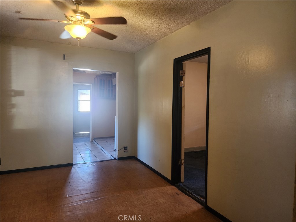 618 South McBride Avenue Los Angeles, CA 90022 - Photo 7 of 16