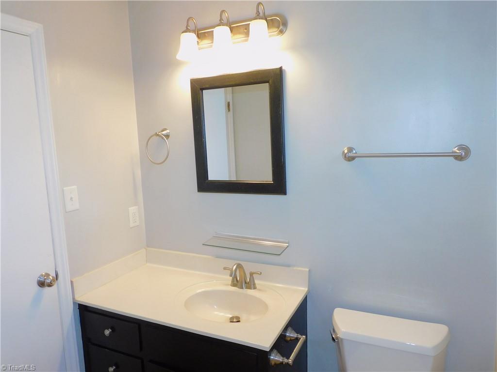 1814 Independence Road Greensboro, NC 27408 - Photo 11 of 29