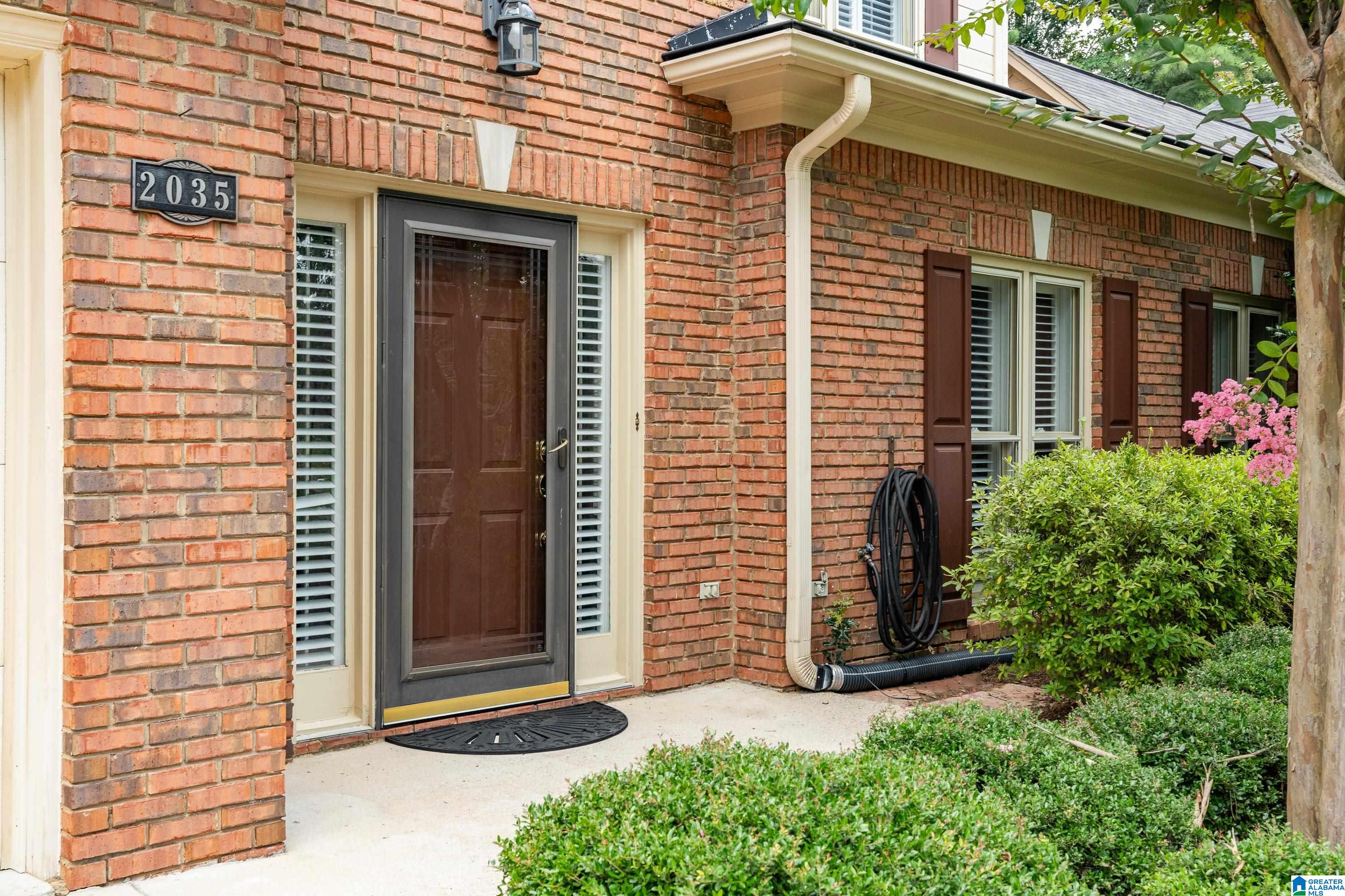2035 Richelieu Court Birmingham, AL 35216 - Photo 3 of 38