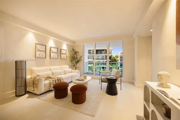 $11,000 | 2301 Collins Avenue, Unit 526, Miami Beach, FL 33139