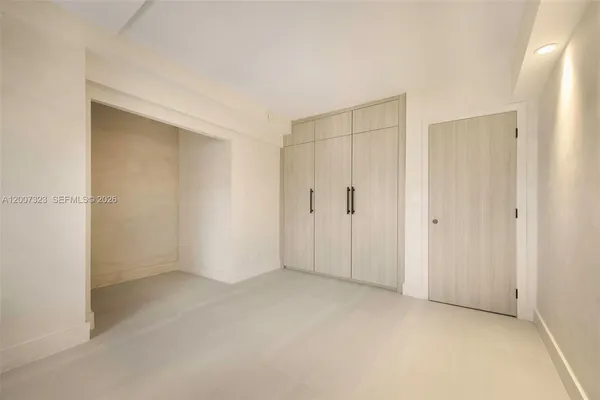 $11,000 | 2301 Collins Avenue, Unit 526, Miami Beach, FL 33139