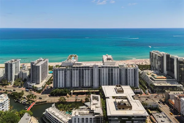 $11,000 | 2301 Collins Avenue, Unit 526, Miami Beach, FL 33139
