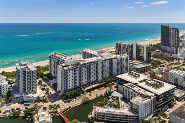 $11,000 | 2301 Collins Avenue, Unit 526, Miami Beach, FL 33139