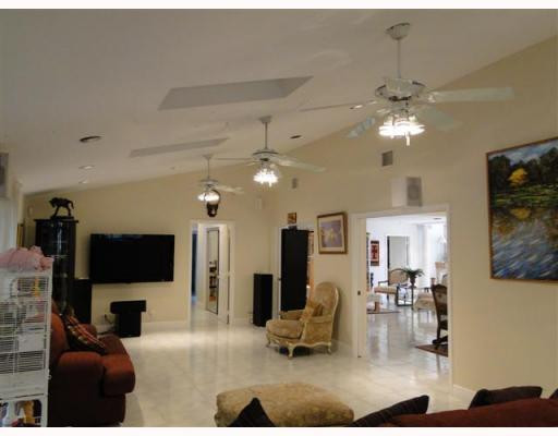 10 Seneca Road Fort Lauderdale, FL 33308 - Photo 7 of 16 Den/Family/Great Room