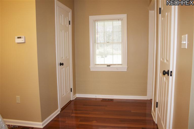 1374 Ledge Road Medina, OH 44256 - Photo 13 of 17