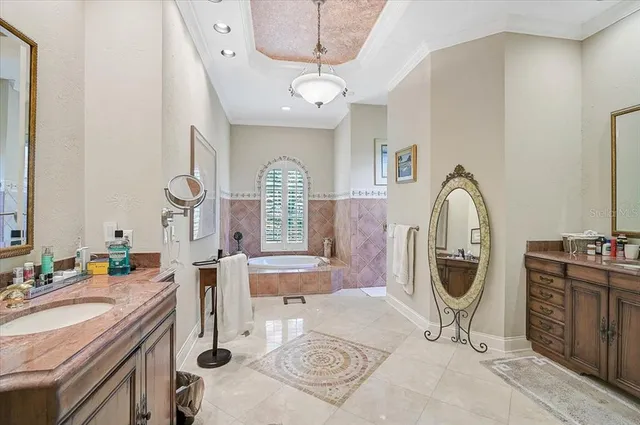 $2,250,000 | 433 East Macewen Drive, Osprey, FL 34229