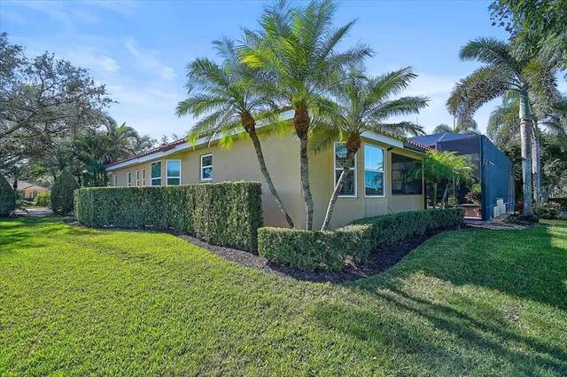 $2,250,000 | 433 East Macewen Drive, Osprey, FL 34229